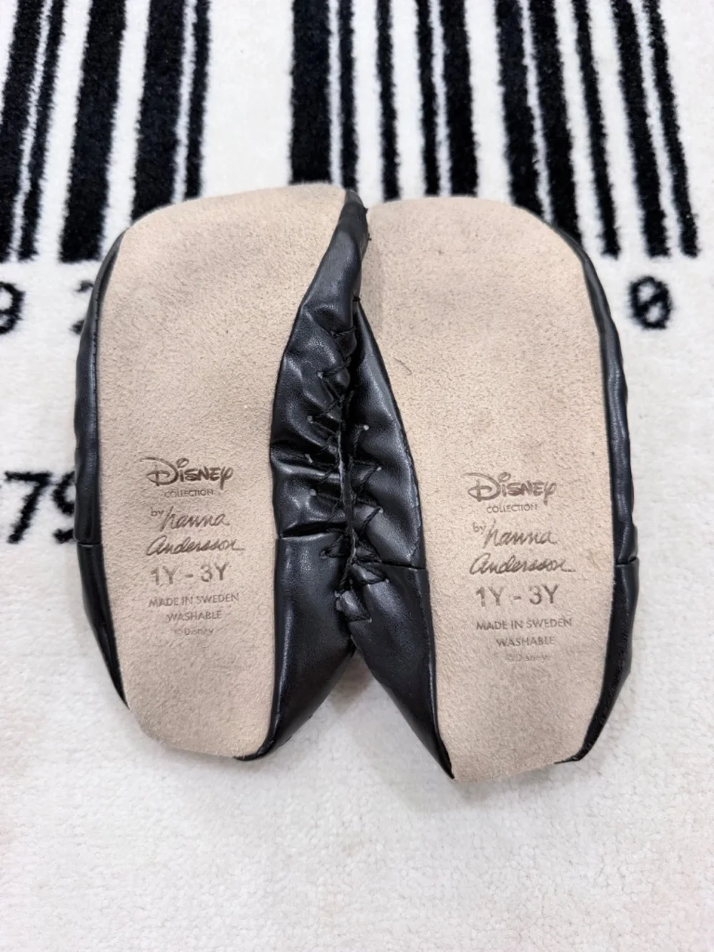 Disney Collection Mickey Logo Hanna Anderson UNISEX Kids Moccasins Slippers